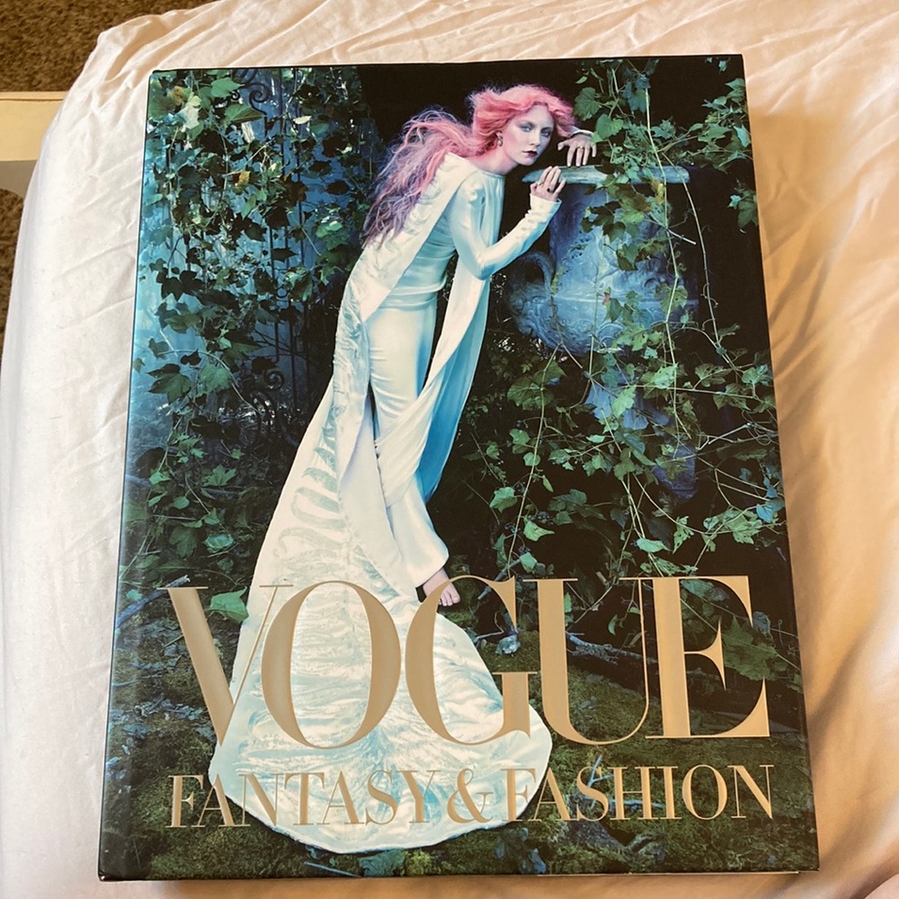 Vogue fantasy and fashion magazine book